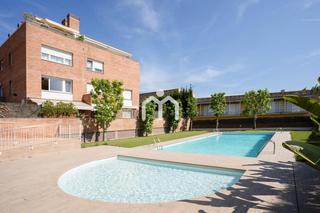 tic a Tiana. tico dplex en tiana