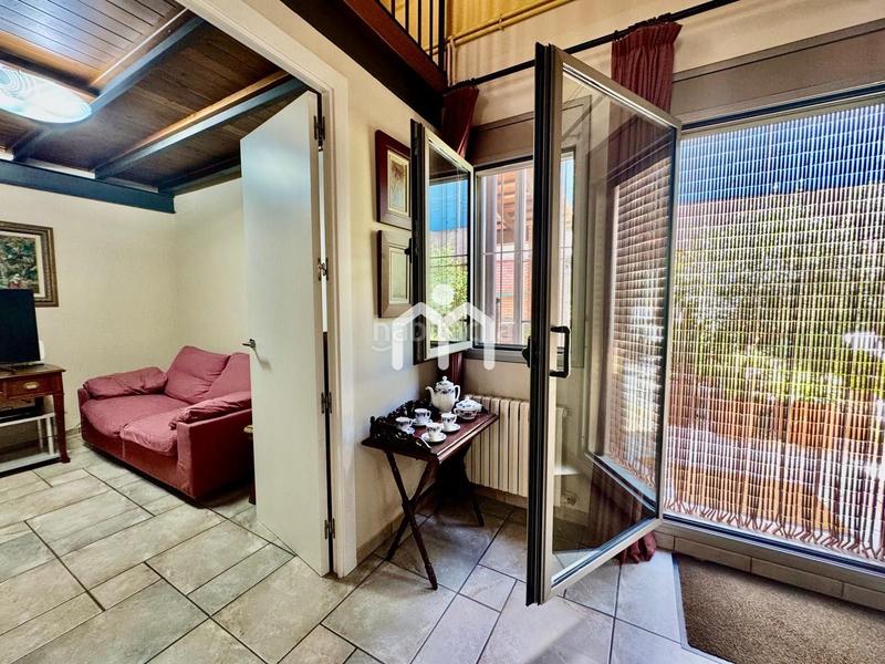 Foto b12ae067-b91f-42f8-8e3d-c1d3cb4794a5. Casa con riscaldamento parcheggio piscina in Teià