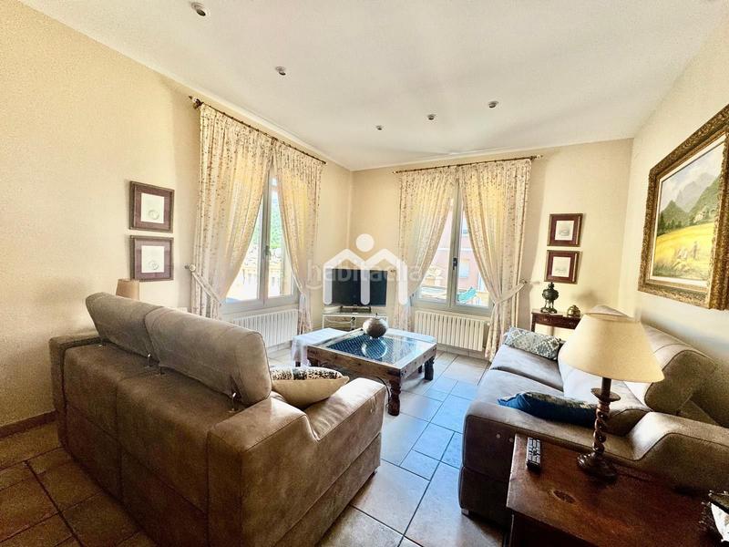 Foto b972f36d-72ca-453b-8012-8f097c63e2e9. Casa con riscaldamento parcheggio piscina in Teià