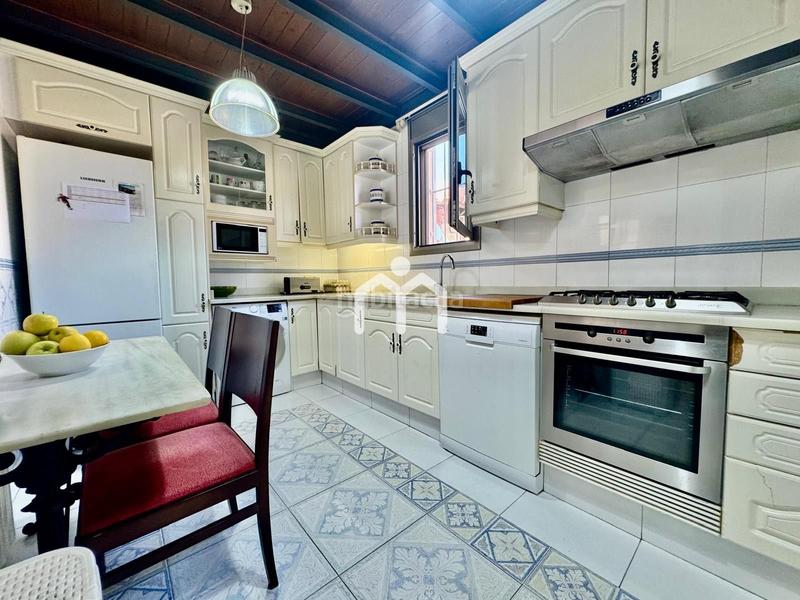 Foto dd1a94ff-62a5-48d5-b163-13e106e8718f. Casa con riscaldamento parcheggio piscina in Teià