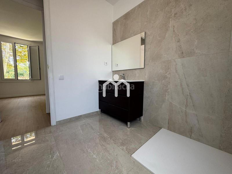 Foto 2d5afdb0-b697-4951-a75d-b62ff5608f3c. Casa adossada amb calefacció a Centre Masnou (El)