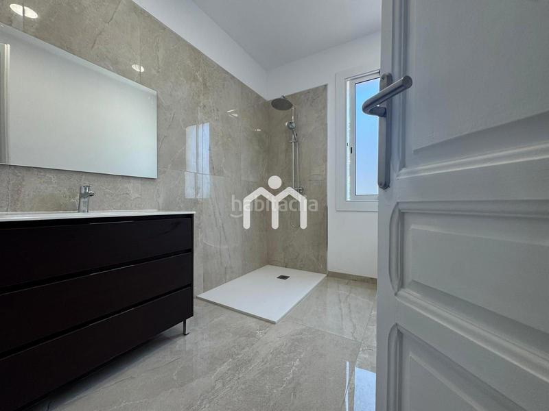 Foto 4692f396-3553-4905-bfac-707b57b9c2a7. Casa adossada amb calefacció a Centre Masnou (El)