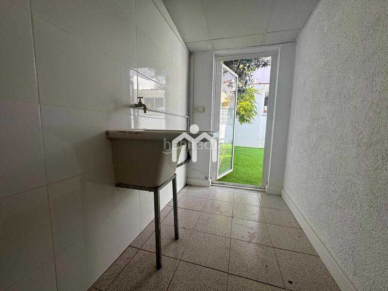 Foto f282ba49-f417-4749-b867-d476b8619c36. Casa adossada amb calefacció a Centre Masnou (El)