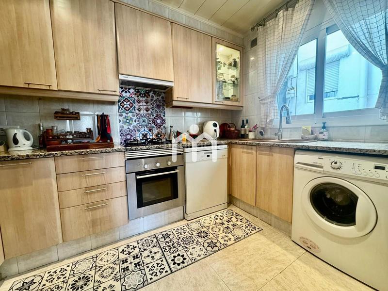 Foto 4042454d-6c3f-4e0d-8dad-d3fd9e72965d. Attique avec chauffage dans Nucli Urbà Argentona