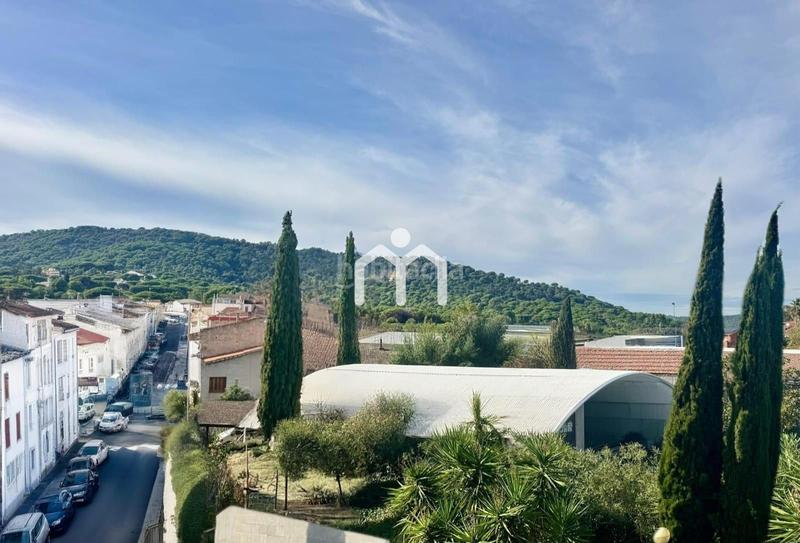 Foto 73c3ad20-0810-41d2-88ac-c8375ada316c. Attique avec chauffage dans Nucli Urbà Argentona