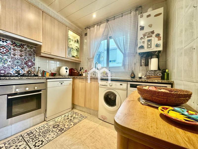 Foto af18e85c-cc43-41ce-8bb0-837f70052b3d. Attique avec chauffage dans Nucli Urbà Argentona