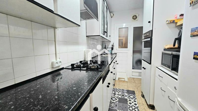 Foto 749203df-5bf2-4404-8a1a-643f353f0d79. Appartamento con riscaldamento in Bufalà Badalona