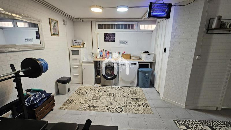 Foto 28887c92-3f1f-4f80-9314-7dd8ee4d395c. Casa adosada  en Morera Badalona