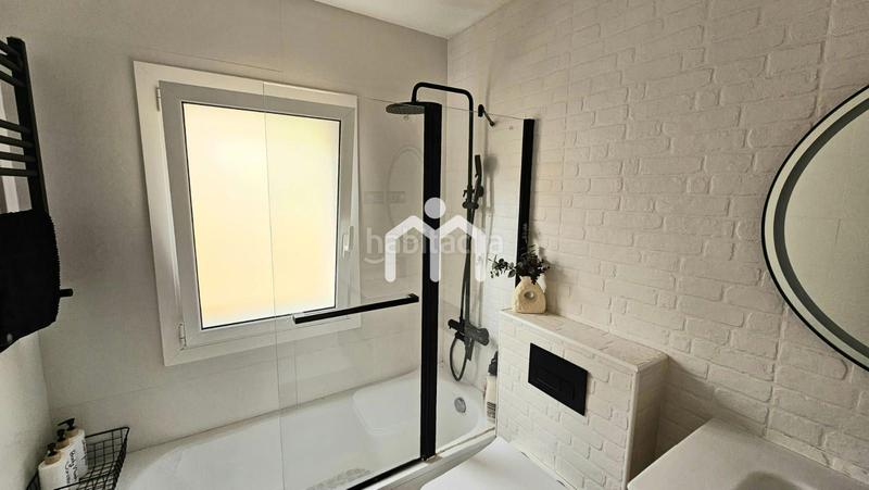 Foto 2ede1979-51b1-4613-a3cf-3f18713cf3e4. Casa adosada  en Morera Badalona