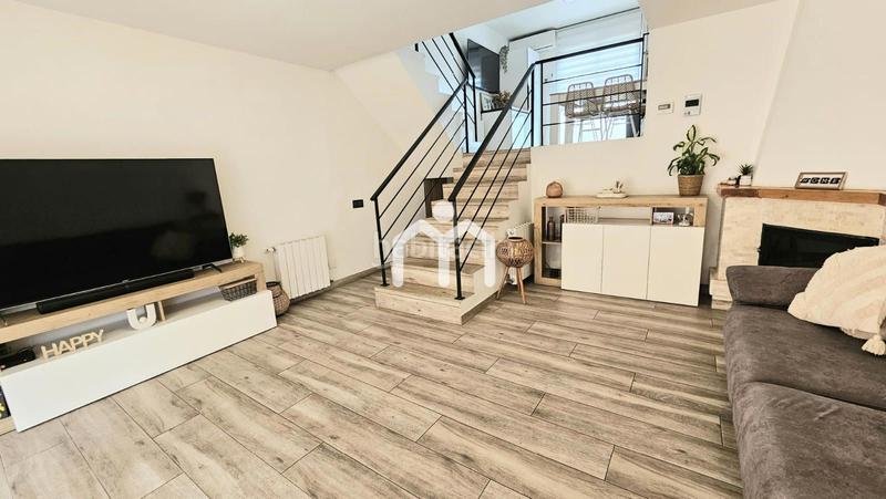 Foto 70f9b06e-83c7-4b61-8e16-d93b468b8a91. Casa adosada  en Morera Badalona