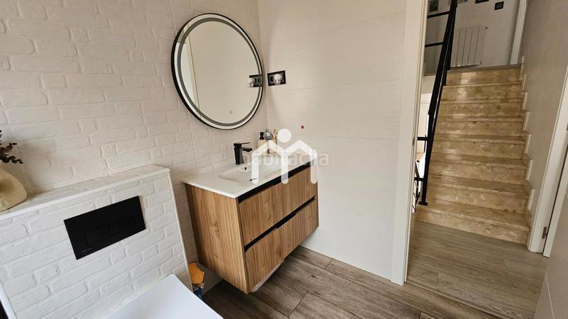 Foto d29d4be6-c115-43d0-9184-a35bab8d12cd. Casa adosada  en Morera Badalona