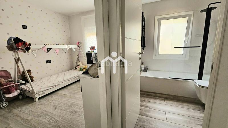 Foto d824cd2b-12aa-4aa6-9e7a-5b36139920d1. Casa adosada  en Morera Badalona