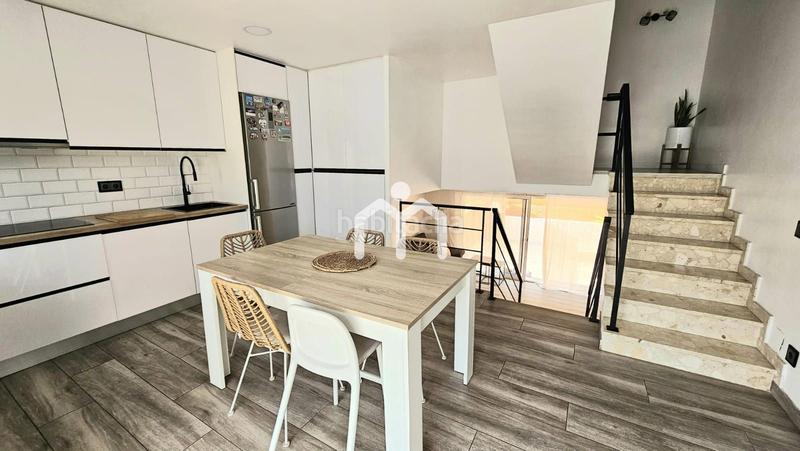 Foto e2a5325b-8620-4aa0-a6f5-141088d003fa. Casa adosada  en Morera Badalona