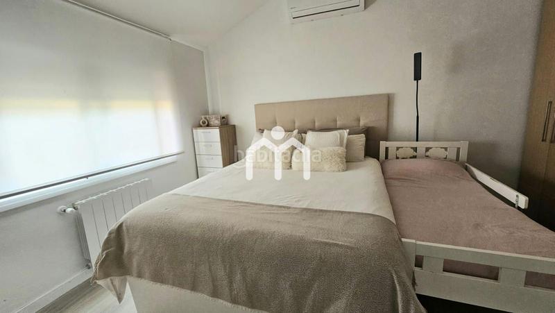 Foto f0d77fa4-fc9d-40c9-9782-be4dee6fff2d. Casa adosada  en Morera Badalona