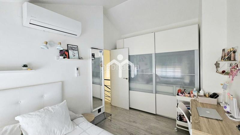 Foto faa450fd-2dfa-47a9-89fb-6c0212d82d98. Casa adosada  en Morera Badalona