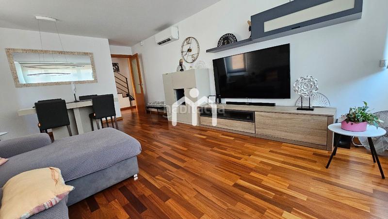 Foto 3504ce8e-cc67-431b-8a32-4b8be88b2261. Ático  dúplex en Tiana