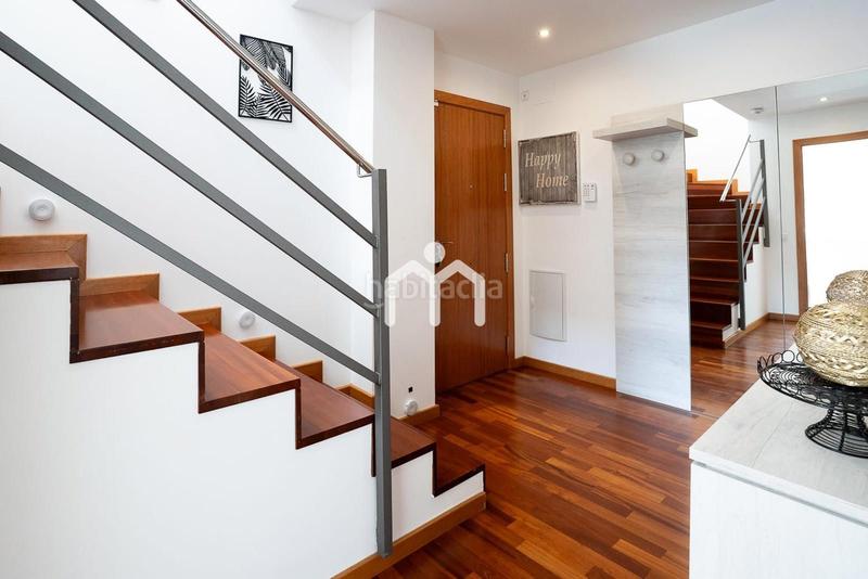 Foto 72fcbeb5-478b-42d0-87ac-7250d00fd36b. Ático  dúplex en Tiana