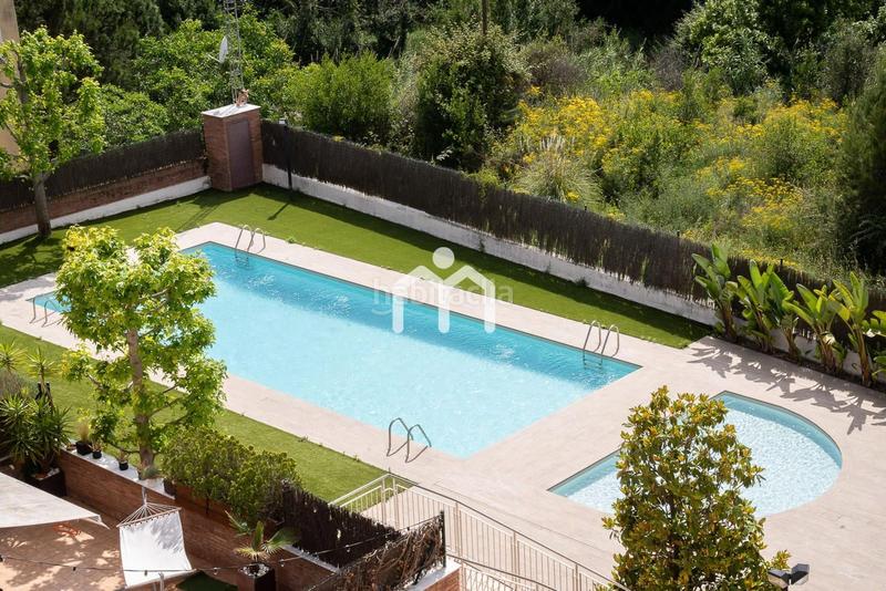 Foto d4699652-1538-42f0-90d2-29f8fbe702e6. Ático  dúplex en Tiana