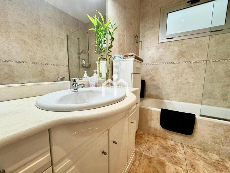 Foto 358535b7-f977-4c34-af49-4f3bfaff93c2. Chalet con riscaldamento in Centre-Nucli Antic Premià de Mar