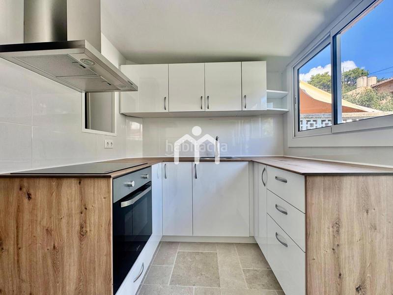 Foto 3bb69630-cdc5-44a2-85e1-6191b0370949. Maison jumelée dans Centre Masnou (El)