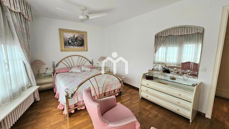 Foto 57e4bfe2-e677-4053-8900-92c18726a51b. Casa adossada amb calefacció aparcament a Alella