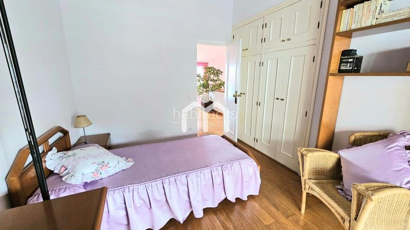 Foto d276bc0b-7ebe-4004-8c13-9bb6a3f1a766. Casa adossada amb calefacció aparcament a Alella