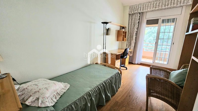 Foto f717bbc0-cf9f-4830-8f55-3c46e562c944. Casa adossada amb calefacció aparcament a Alella
