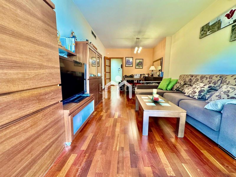 Foto 835b3b56-01ae-4521-a531-d5a258af1003. Pis amb calefacció aparcament piscina a Montgat