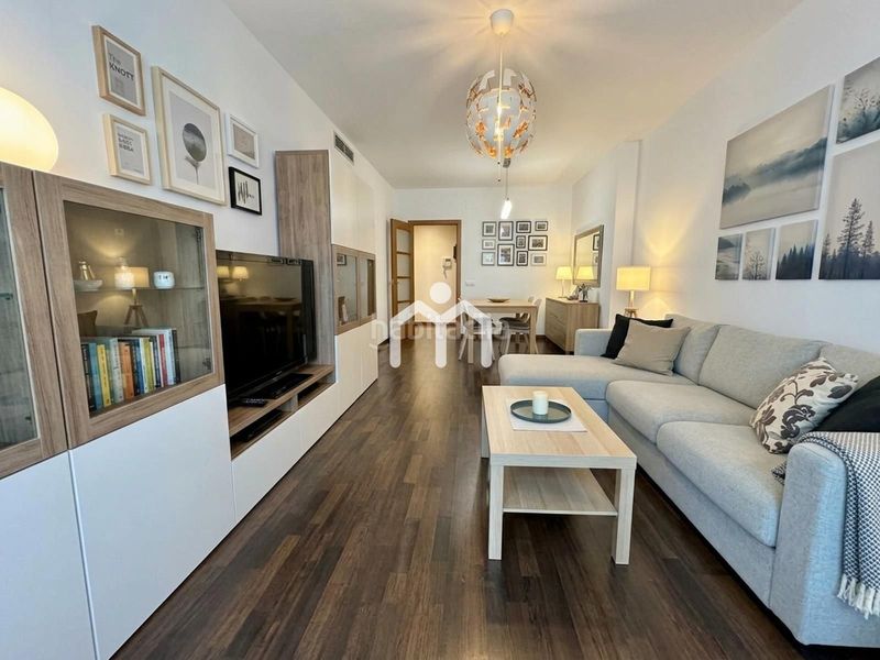 Foto 8e4b3f06-87ea-4108-977d-a197c6bd5c5a. Pis amb calefacció aparcament piscina a Montgat