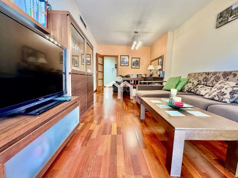 Foto ad0932a7-a008-4ece-8448-4025e3b606cb. Pis amb calefacció aparcament piscina a Montgat