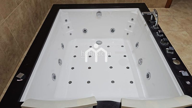 Foto 5d9ecb6b-01da-4f39-99a8-1ef81c511f1d. Casa amb calefacció aparcament piscina a Cabrils