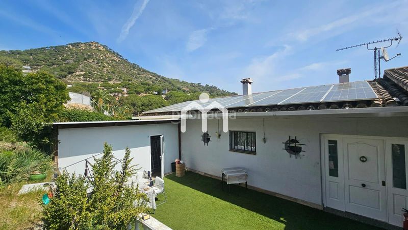 Foto 73585f20-2901-4fc9-9167-cd3d683b55ac. Casa amb calefacció aparcament piscina a Cabrils