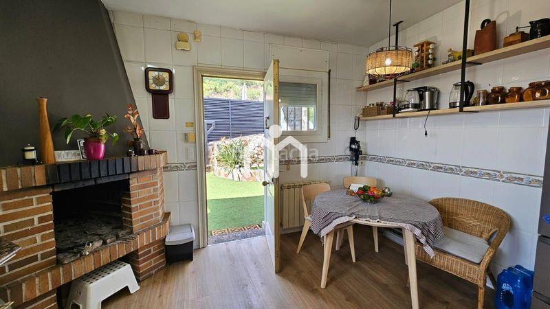 Foto 9a1edb97-5c6a-4a59-969d-7d5cc183911e. Casa amb calefacció aparcament piscina a Cabrils