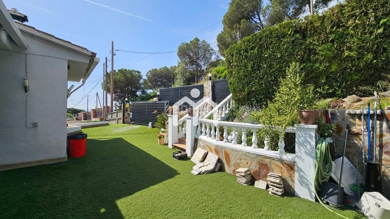 Foto b104ea34-340f-4724-af23-8e6ed19ec650. Casa amb calefacció aparcament piscina a Cabrils