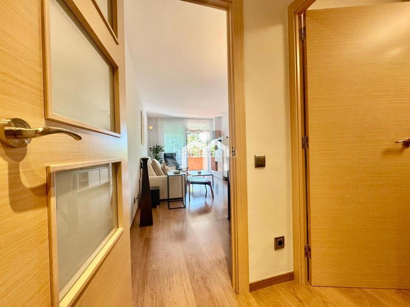 Foto 4ef2d080-da27-44b6-b8b5-ba53ac59e366. Pis amb calefacció a Lloreda Badalona