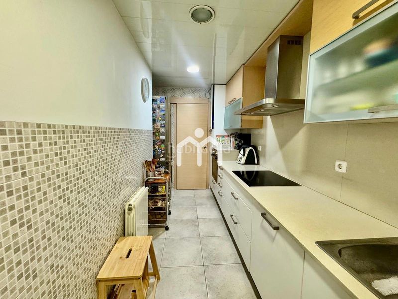 Foto a3883aa7-3e0d-418c-b9e0-041866151d50. Pis amb calefacció a Lloreda Badalona