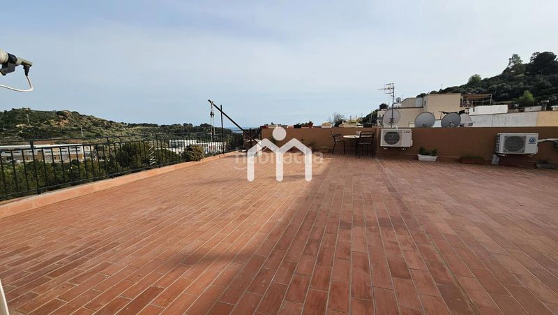 Foto 1a9cf338-433e-40b5-8422-60f3d135d059. Àtic amb calefacció a Montgat