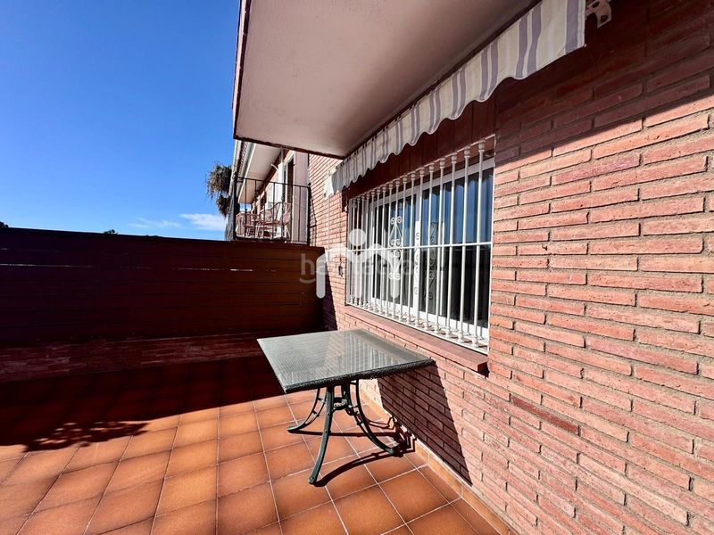 Foto b11df4c9-646b-4e55-a7c7-b16dc64f0c80. Casa adossada amb calefacció aparcament a Premià de Dalt