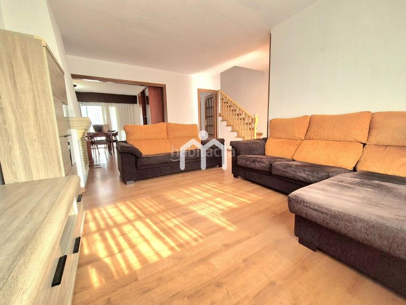Foto b1da6316-3103-4c19-a02a-031bd5dc0a2c. Casa adossada amb calefacció aparcament a Premià de Dalt