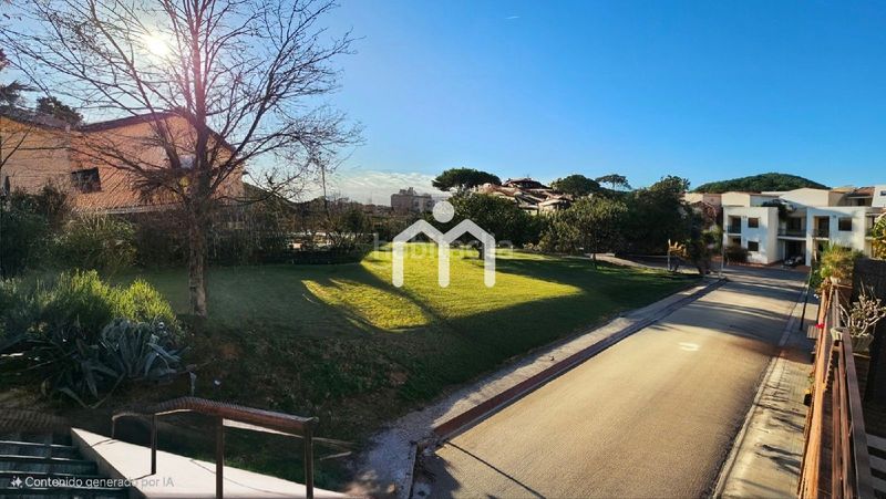 Foto b8b0de2d-e29b-411d-9594-52194c060edd. Casa adossada amb calefacció aparcament a Premià de Dalt