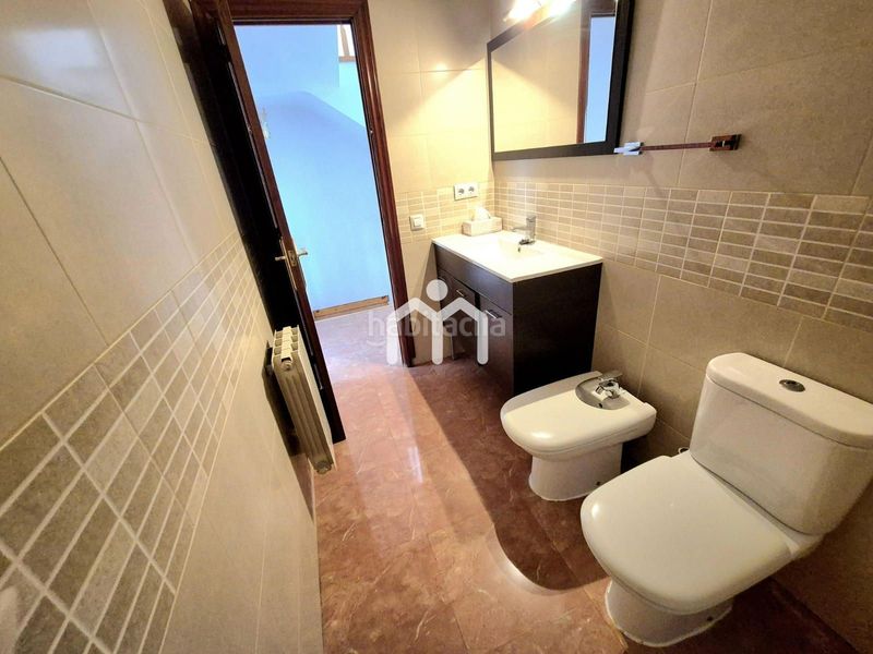 Foto c26b7582-81ef-4750-986e-0bc87bae2882. Casa adossada amb calefacció aparcament a Premià de Dalt