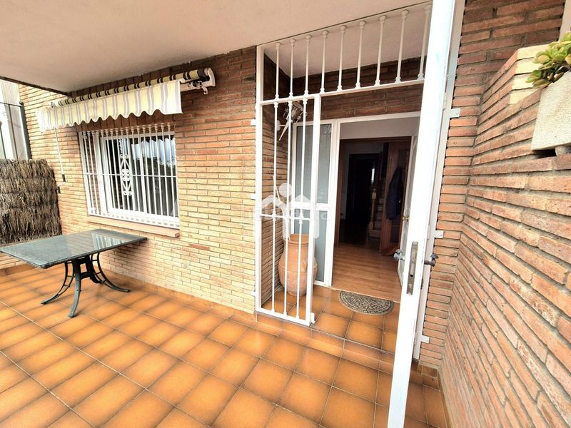 Foto ff34d8c1-59f7-454e-bc0c-047b89e9f24f. Casa adossada amb calefacció aparcament a Premià de Dalt