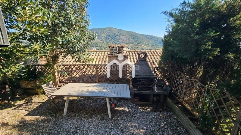 Foto a72bd0b1-7879-4f46-8453-f44d357db8f9. Casa adossada amb calefacció aparcament a Teià