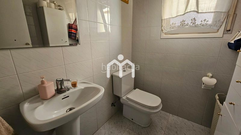 Foto fb14b72d-e100-4ee3-afa7-4c37a505d926. Casa adossada amb calefacció aparcament a Teià
