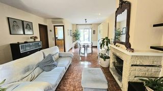 Chalet in Cabrils. Casa adosada en cabrils