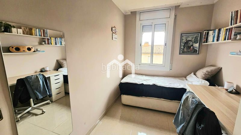 Foto 0ca22864-82cd-4175-b102-dcfa4aa5324b. Casa adossada amb calefacció aparcament a Bufalà Badalona