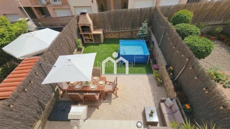 Foto de4b3bcc-1d91-41e2-9894-0e9810a82ae9. Casa adossada amb calefacció aparcament a Bufalà Badalona