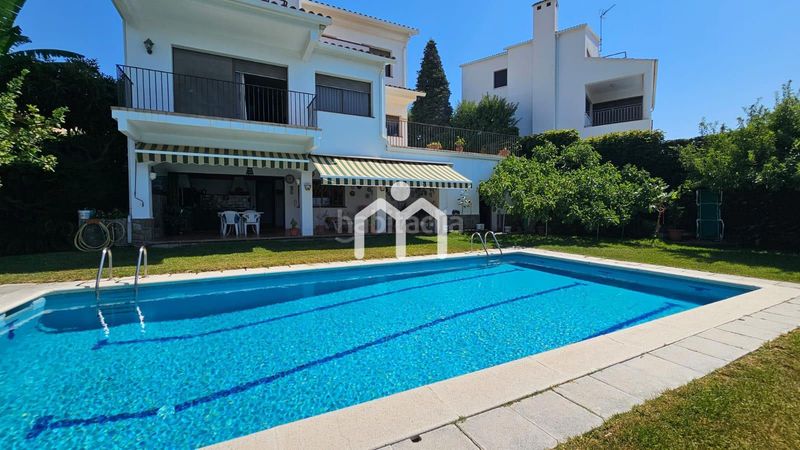 Foto 0b05e25f-7e73-4888-8ad9-9cf9214c5386. Xalet amb calefacció aparcament piscina a Teià