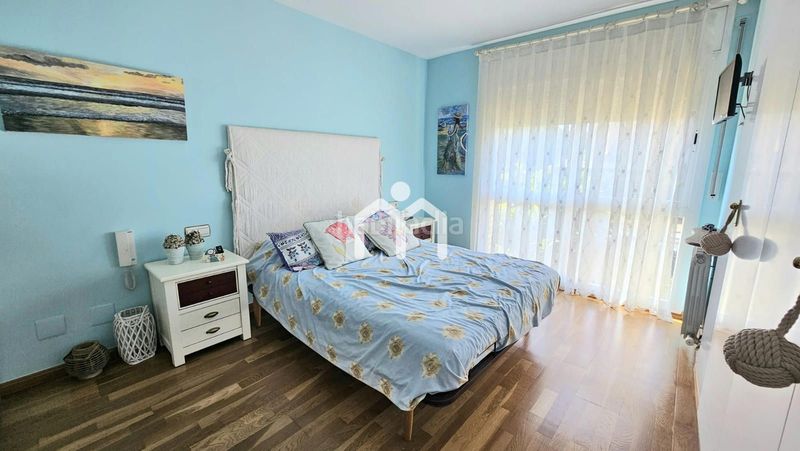 Foto 5b740c53-9032-4380-ac06-d7ba041f235c. Casa adossada amb calefacció aparcament a Bonavista Badalona