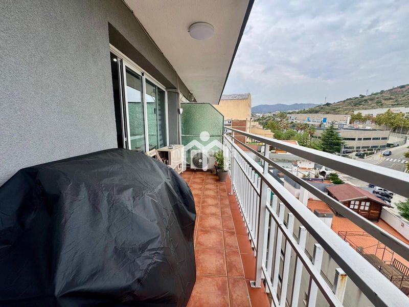 Foto ef1a9523-453f-43d1-b8f2-5eabbb64cbdd. Piso  en Montgat